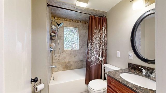 50 Rolling Ridge Road, Holden, MA 01520