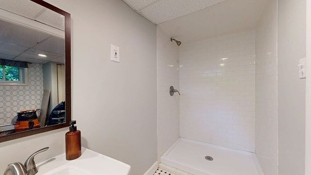 50 Rolling Ridge Road, Holden, MA 01520