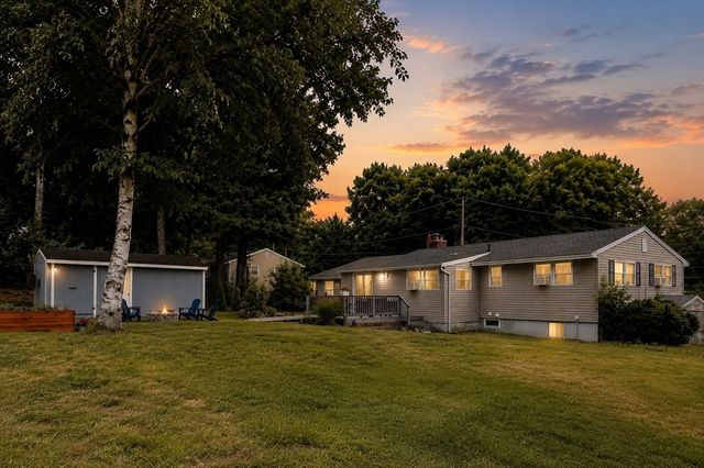 50 Rolling Ridge Road, Holden, MA 01520