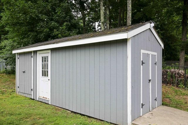 50 Rolling Ridge Road, Holden, MA 01520