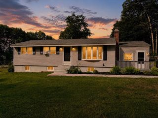 50 Rolling Ridge Road, Holden, MA 01520