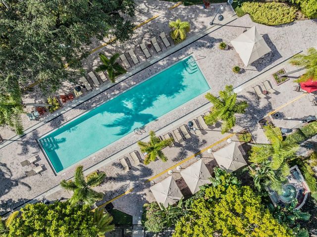 2410 W AZEELE STREET 220, Tampa, FL 33609