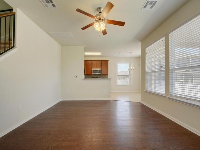2015 Barker House CV, Round Rock, TX 78664