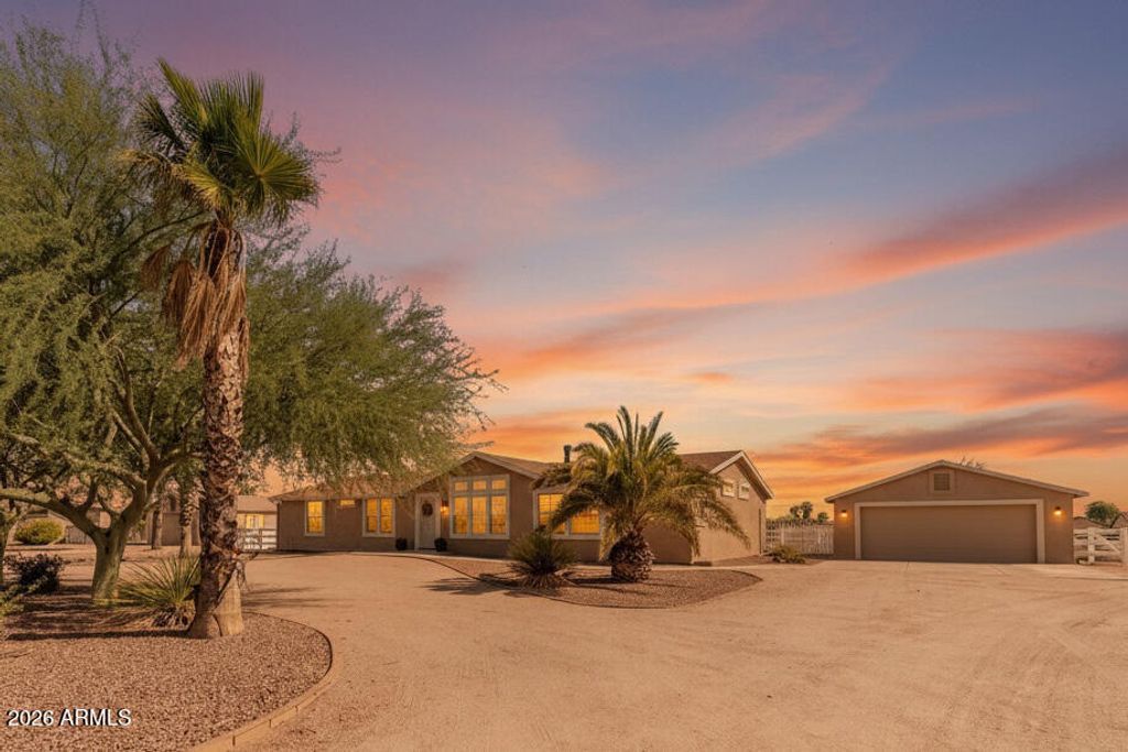 10037 E TWIN SPURS Lane, Florence, AZ 85132 — photo 2