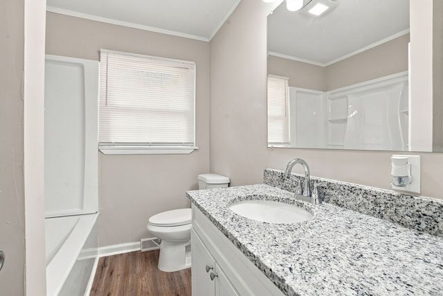 1308 Bagley Dr, Fayetteville, TN 37334