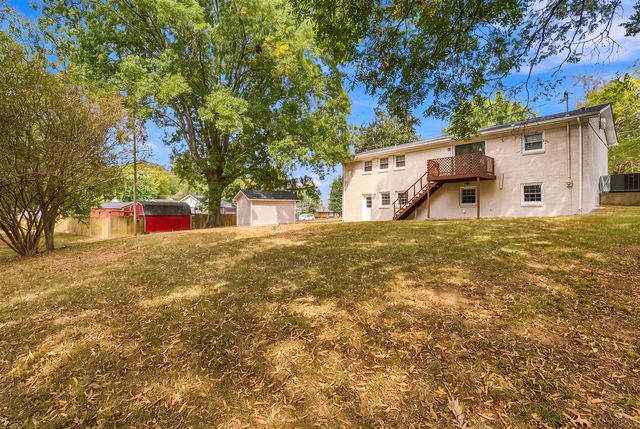 1308 Bagley Dr, Fayetteville, TN 37334