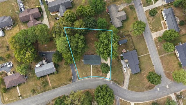 1308 Bagley Dr, Fayetteville, TN 37334