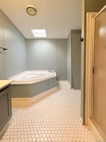 7033 E Mount Morris Road, Otisville, MI 48463