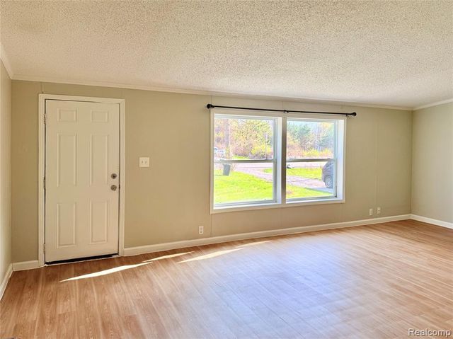 7033 E Mount Morris Road, Otisville, MI 48463