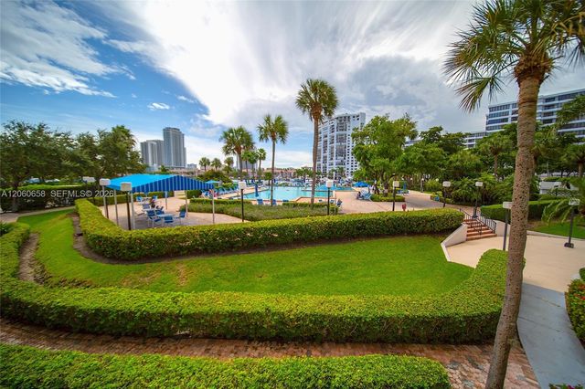 2500 Parkview Dr 517, Hallandale Beach, FL 33009