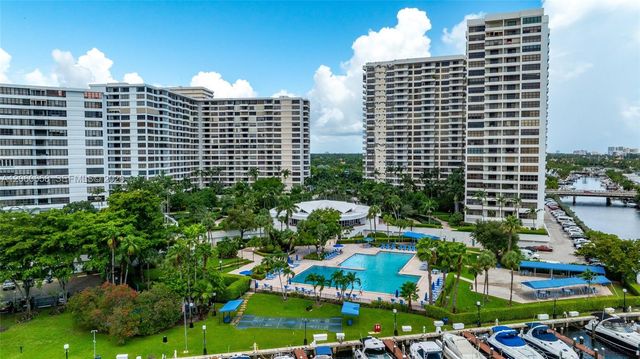 2500 Parkview Dr 517, Hallandale Beach, FL 33009