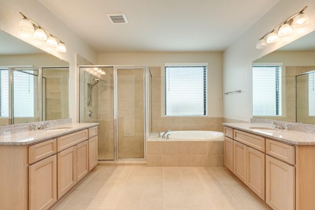 1919 Camille Park Drive, Missouri City, TX 77459