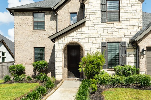 1919 Camille Park Drive, Missouri City, TX 77459