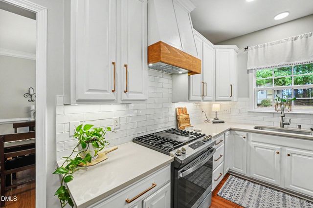 144 Sudano Court, Holly Springs, NC 27540