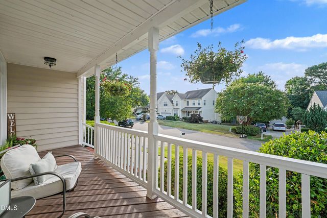 144 Sudano Court, Holly Springs, NC 27540