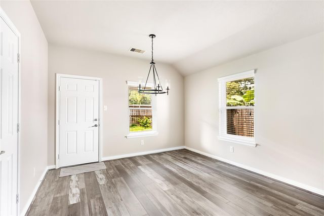 10331 Whisper Bluff Drive, Humble, TX 77396