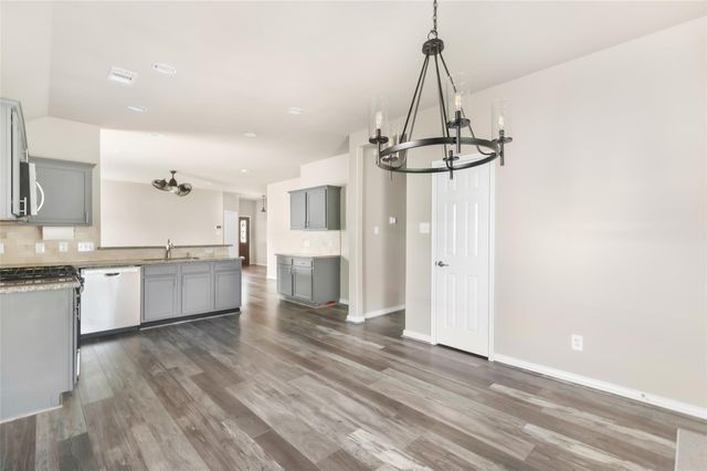 10331 Whisper Bluff Drive, Humble, TX 77396