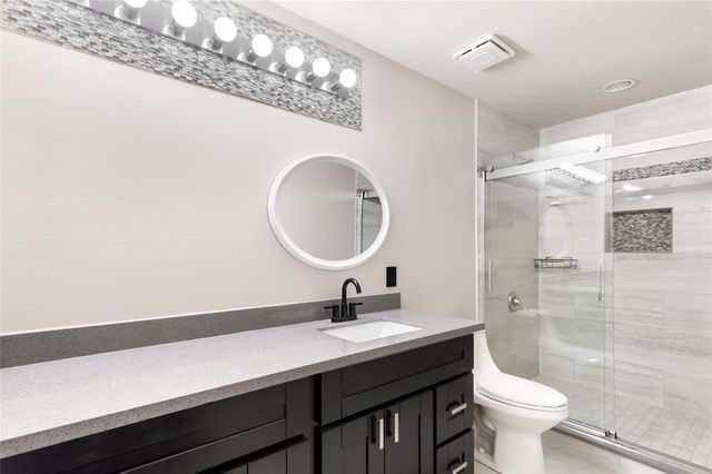 10331 Whisper Bluff Drive, Humble, TX 77396