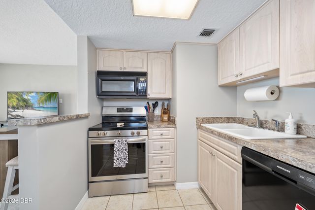 2700 Ocean Shore Blvd Apt 518, Ormond Beach, FL 32176