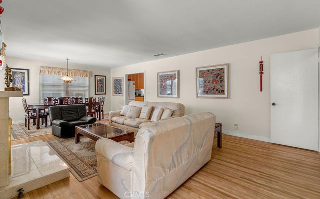 7419 W 89th Street, Los Angeles, CA 90045