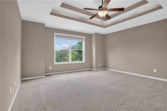 10141 N Lane Drive, Kansas City, MO 64157