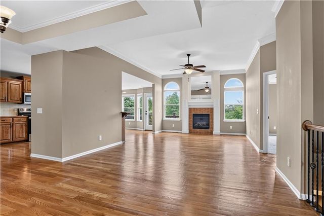 10141 N Lane Drive, Kansas City, MO 64157