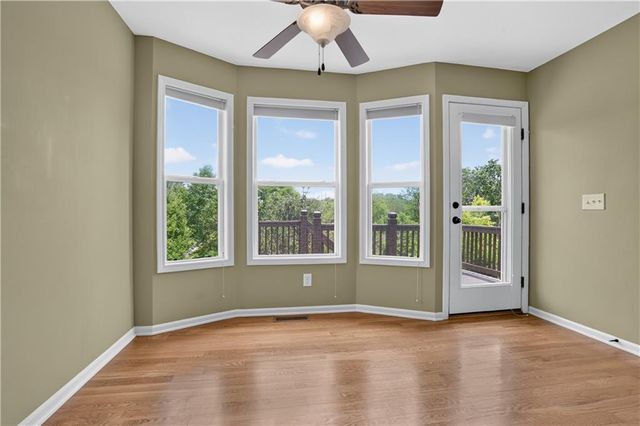 10141 N Lane Drive, Kansas City, MO 64157
