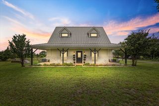 5885 State Highway 160, Whitewright, TX 75491