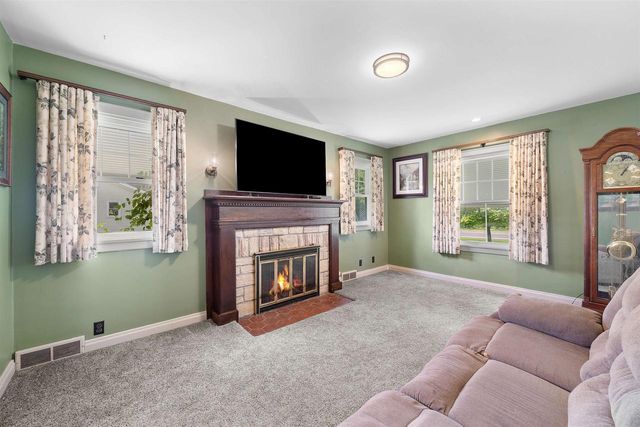 1191 S BIRON DRIVE, Wisconsin Rapids, WI 54494