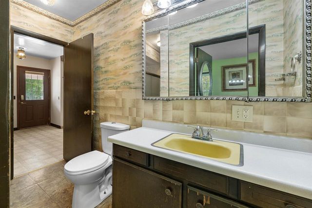1191 S BIRON DRIVE, Wisconsin Rapids, WI 54494
