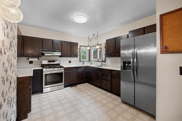 1191 S BIRON DRIVE, Wisconsin Rapids, WI 54494