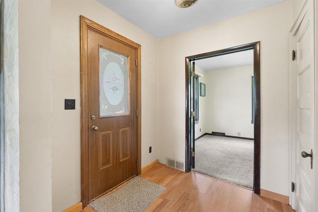 1191 S BIRON DRIVE, Wisconsin Rapids, WI 54494