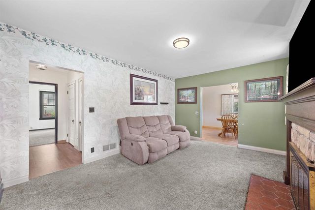 1191 S BIRON DRIVE, Wisconsin Rapids, WI 54494