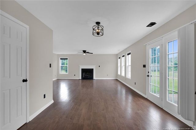 225 Valley Oak Drive, Bunnlevel, NC 28323