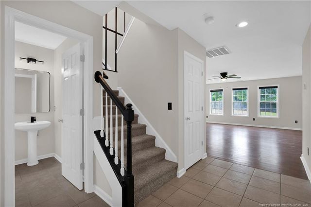 225 Valley Oak Drive, Bunnlevel, NC 28323