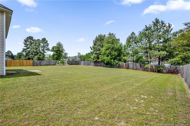 225 Valley Oak Drive, Bunnlevel, NC 28323
