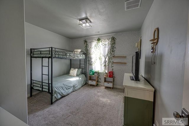 3275 E 650 N, Menan, ID 83434