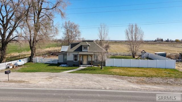 3275 E 650 N, Menan, ID 83434