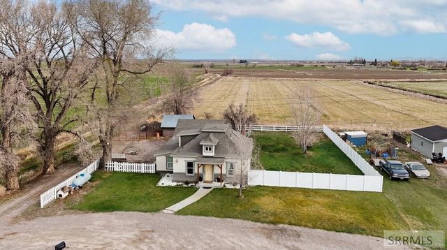 3275 E 650 N, Menan, ID 83434