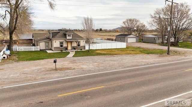 3275 E 650 N, Menan, ID 83434