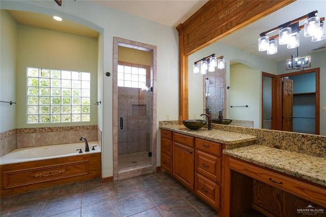 3900 Cosentino Drive, Edinburg, TX 78541