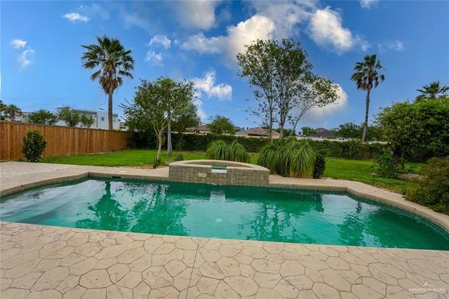 3900 Cosentino Drive, Edinburg, TX 78541
