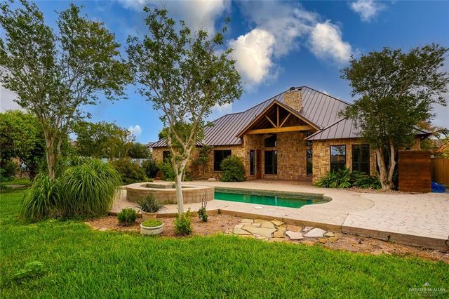 3900 Cosentino Drive, Edinburg, TX 78541