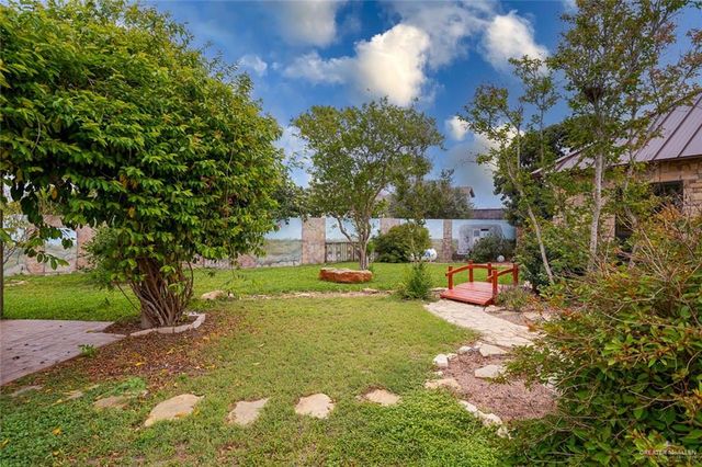 3900 Cosentino Drive, Edinburg, TX 78541