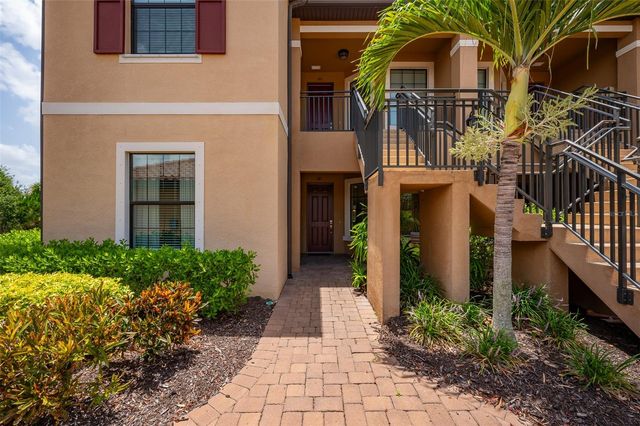 5425 CICERONE STREET 101, Sarasota, FL 34238