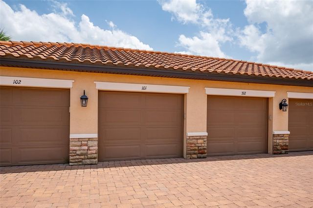5425 CICERONE STREET 101, Sarasota, FL 34238