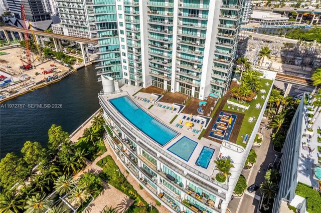 92 SW 3rd St 3912, Miami, FL 33130