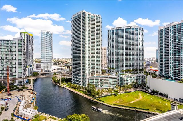 92 SW 3rd St 3912, Miami, FL 33130