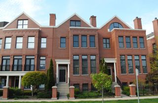 1891 Admiral Court 79, Glenview, IL 60026