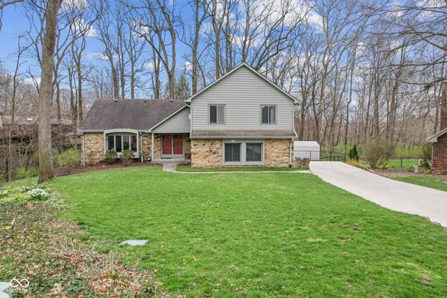 957 Sleepy Hollow Court, Greenwood, IN 46142